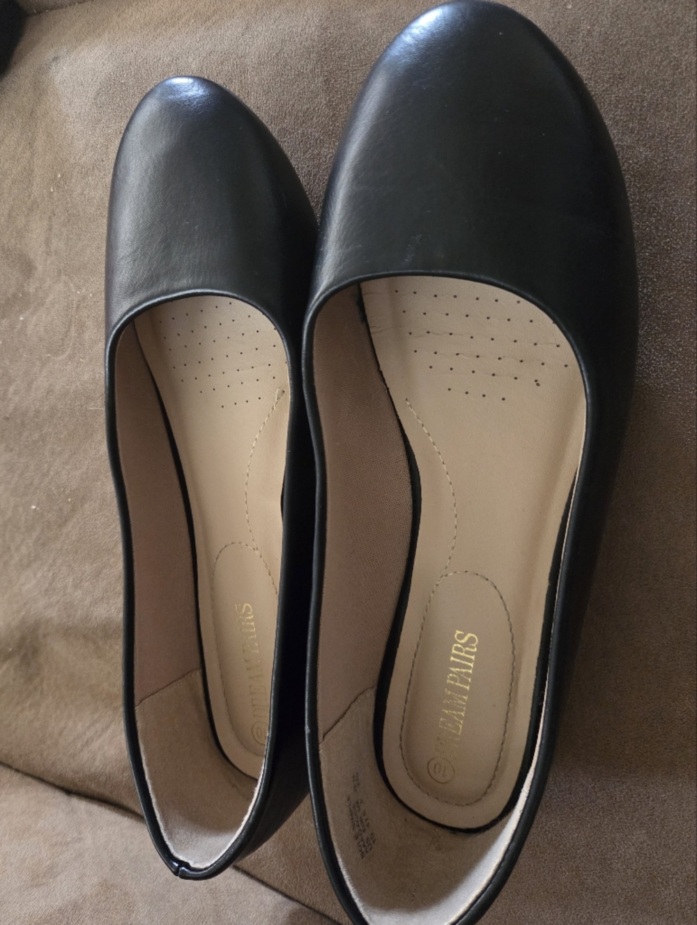 Black Ballet Flats